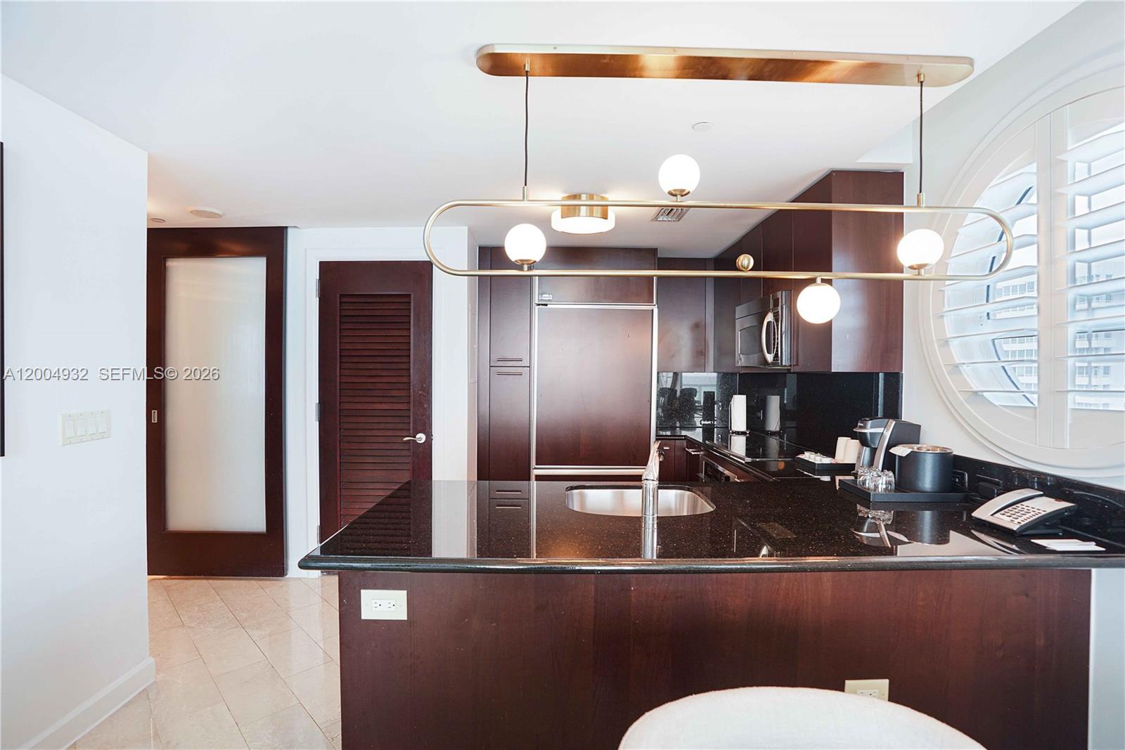FONTAINEBLEAU III - Residential