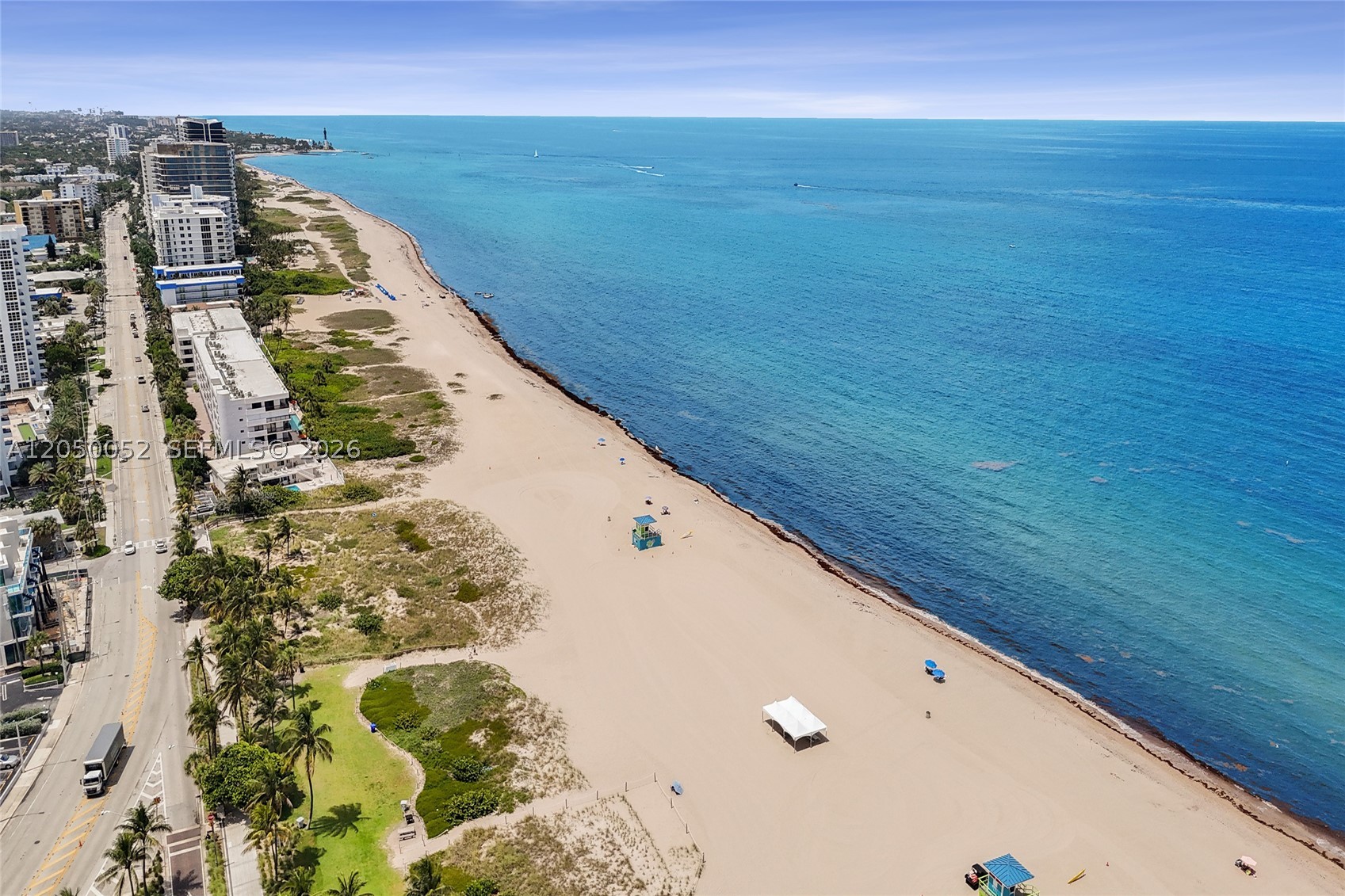 LADO DEL RIO CONDO - Residential