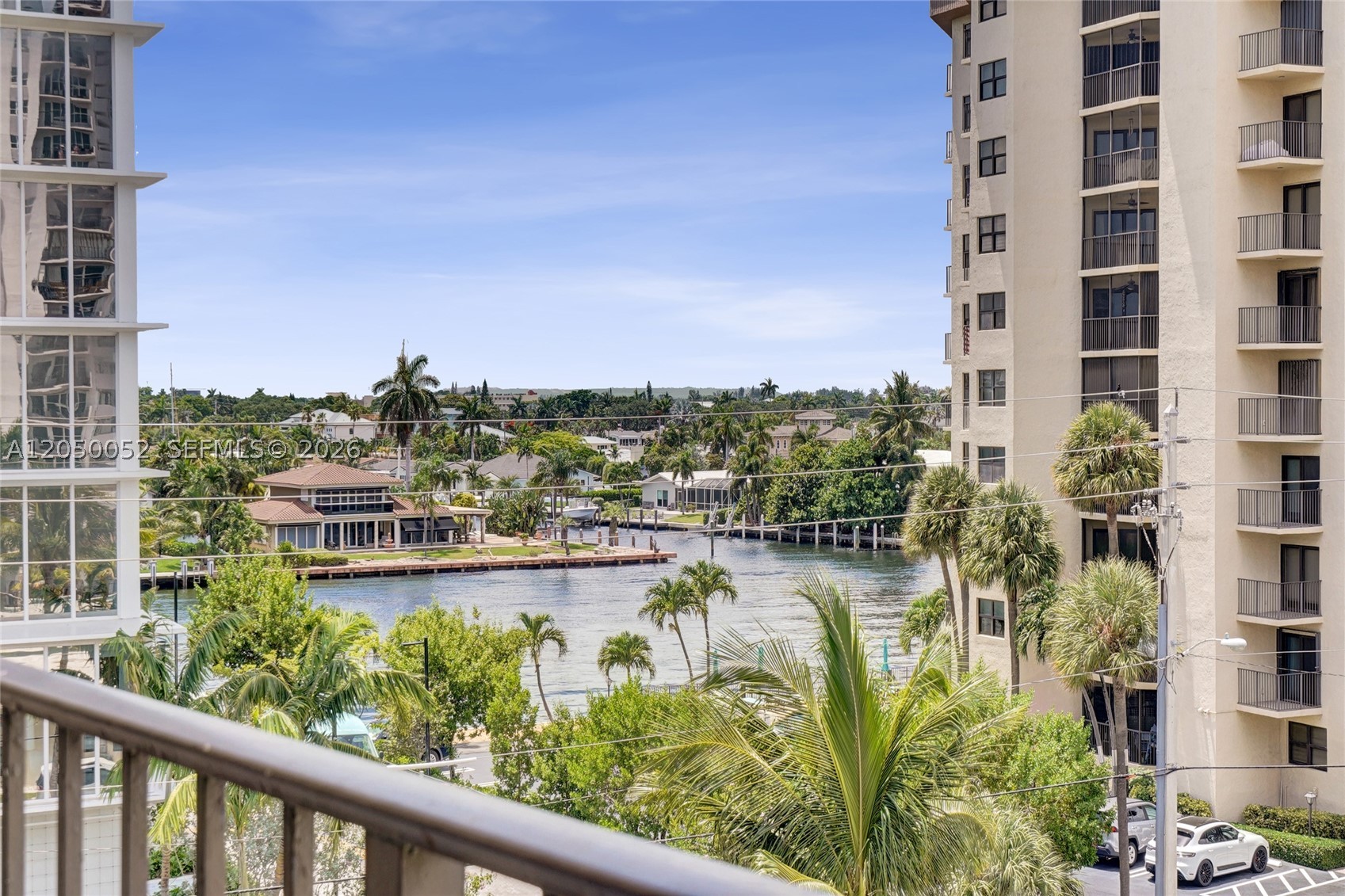 LADO DEL RIO CONDO - Residential