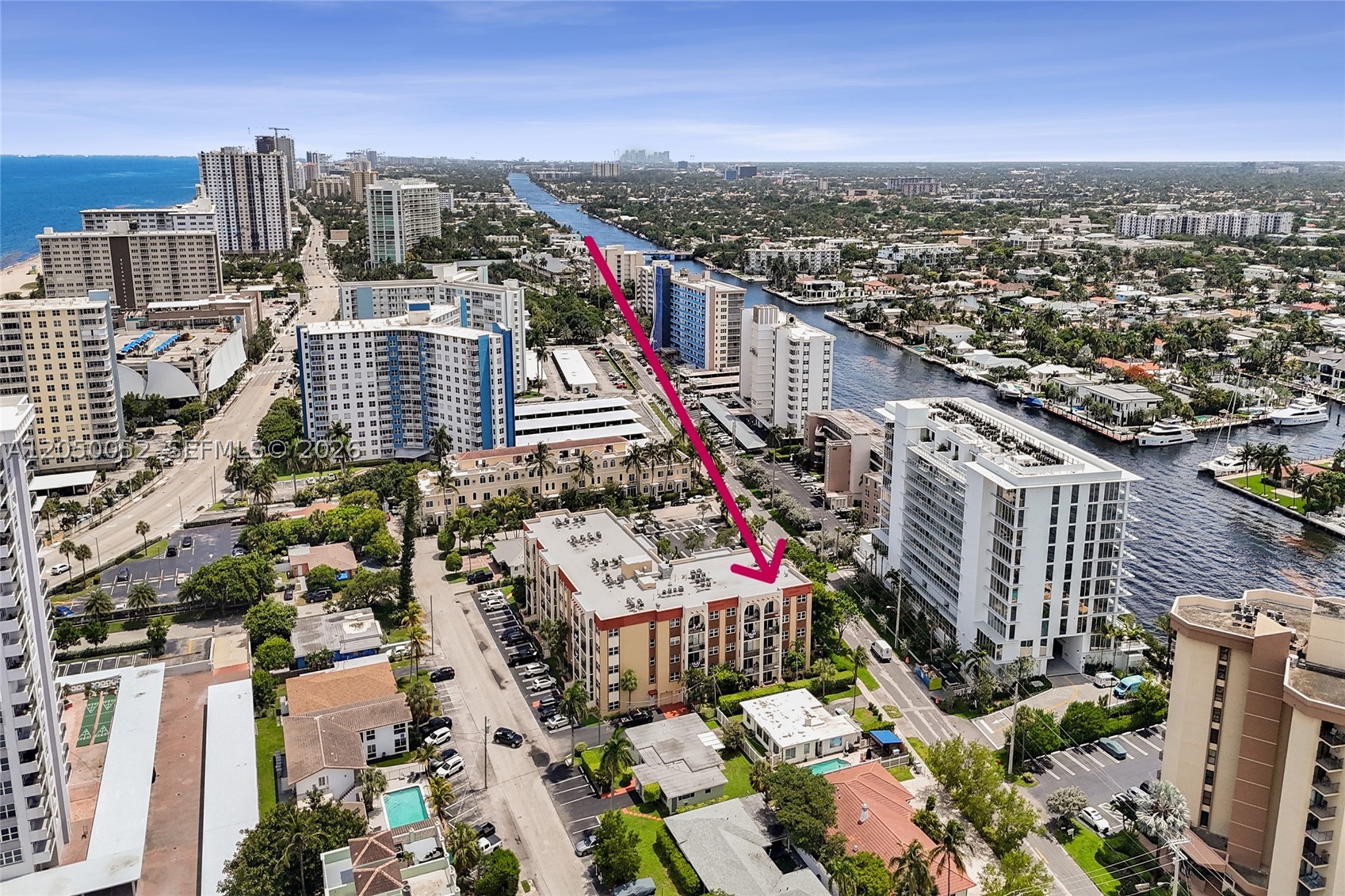LADO DEL RIO CONDO - Residential