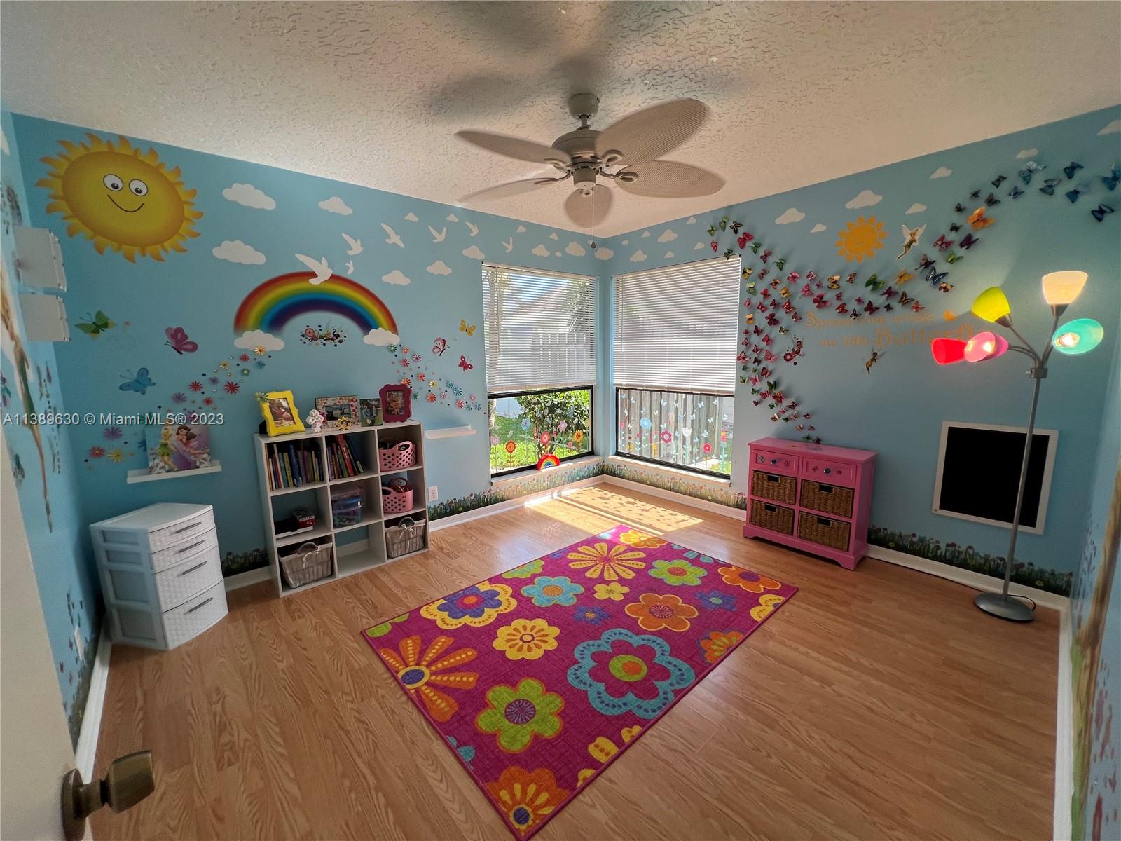 NORTH PALM BEACH HEIGHTS - Residential