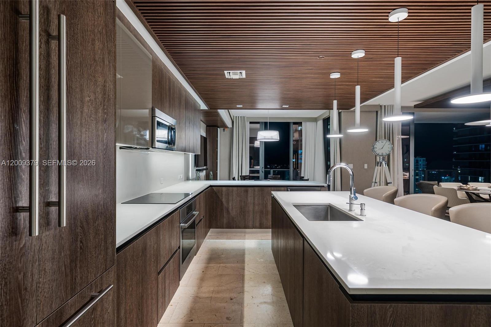 RISE CONDO - Residential