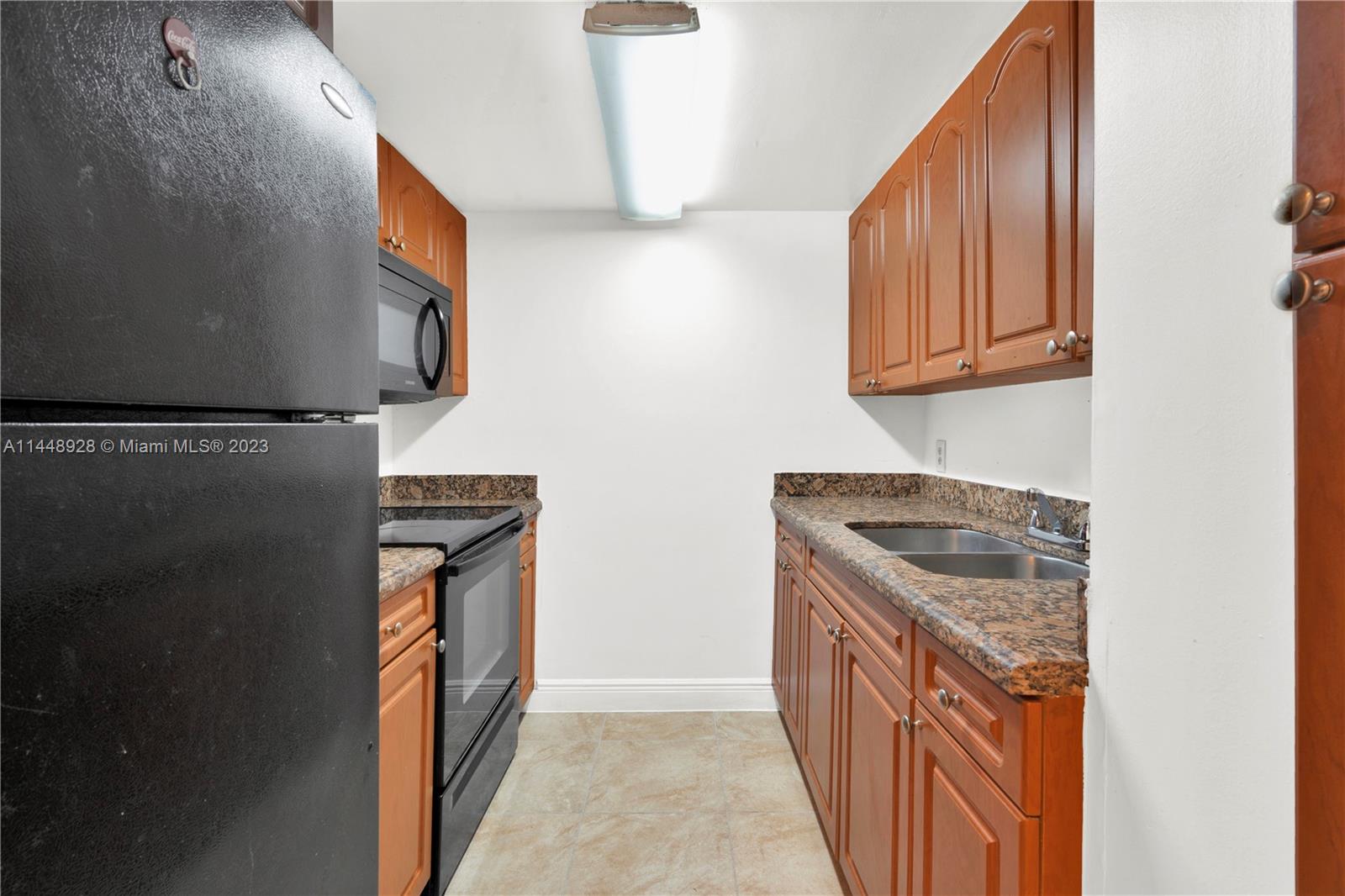 HIGHPOINT CONDO - Residential Lease