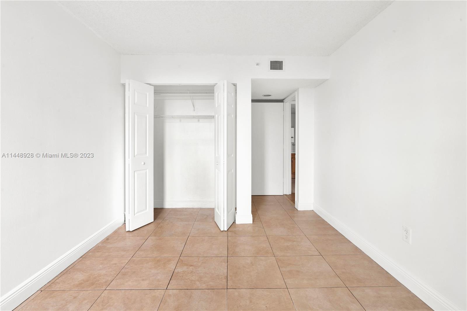 HIGHPOINT CONDO - Residential Lease
