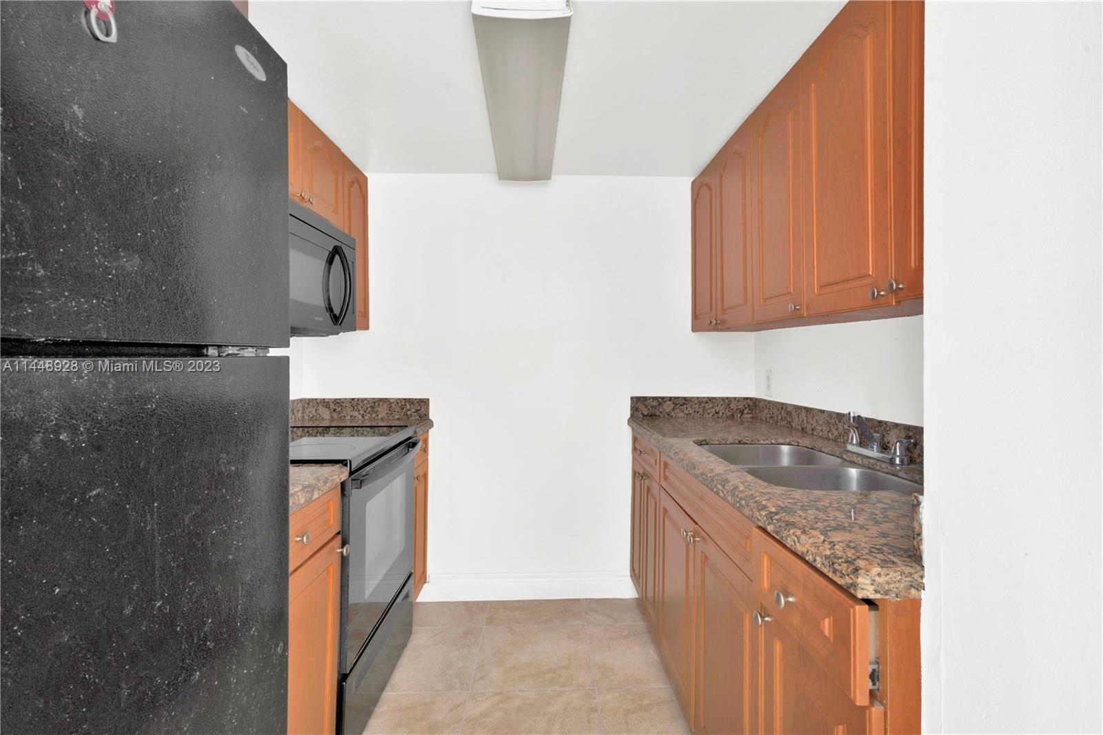 HIGHPOINT CONDO - Residential Lease