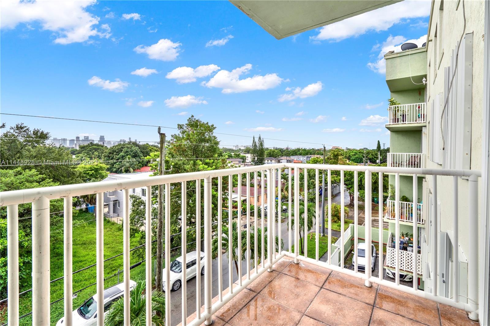 HIGHPOINT CONDO - Residential Lease