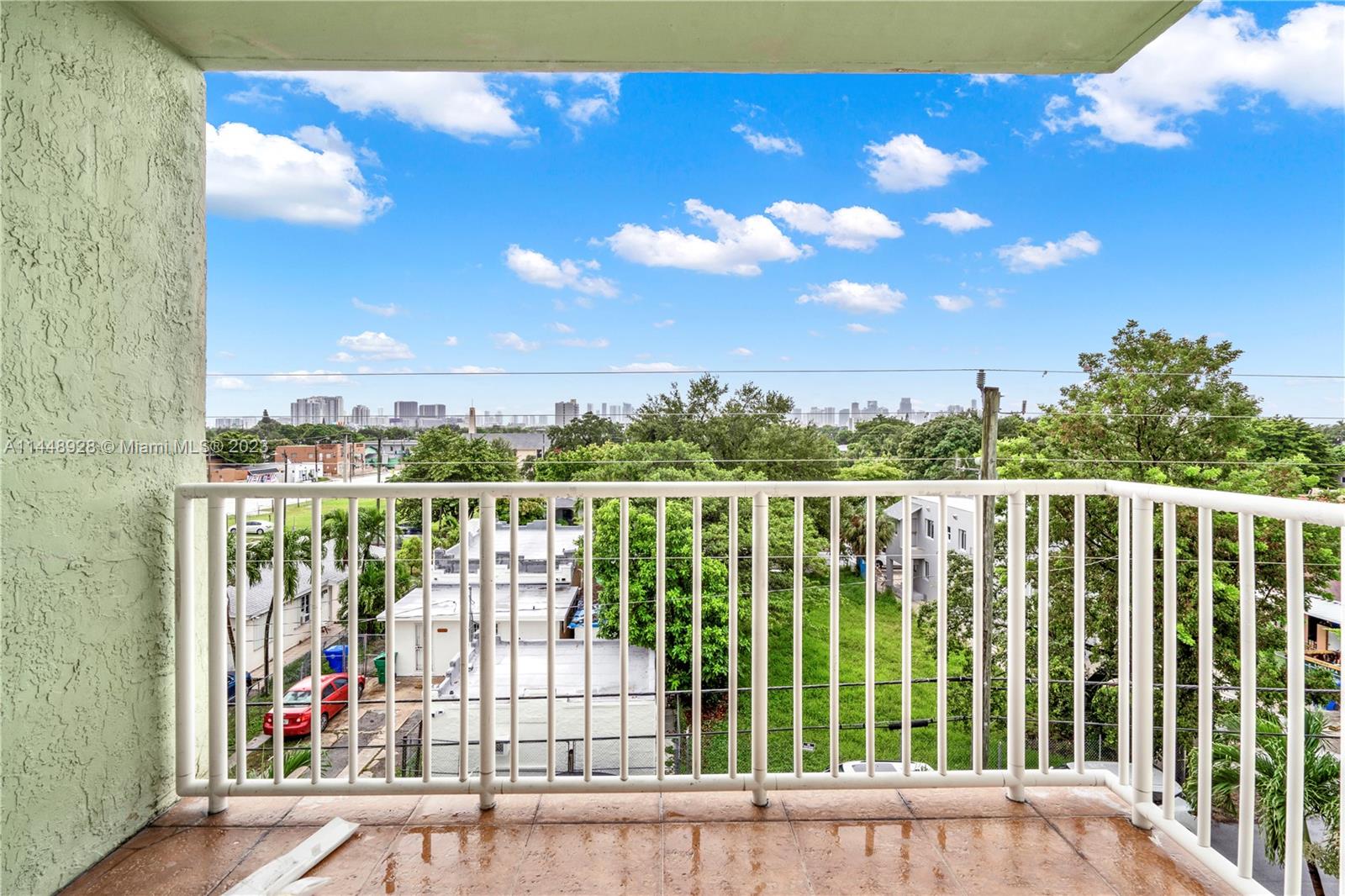 HIGHPOINT CONDO - Residential Lease