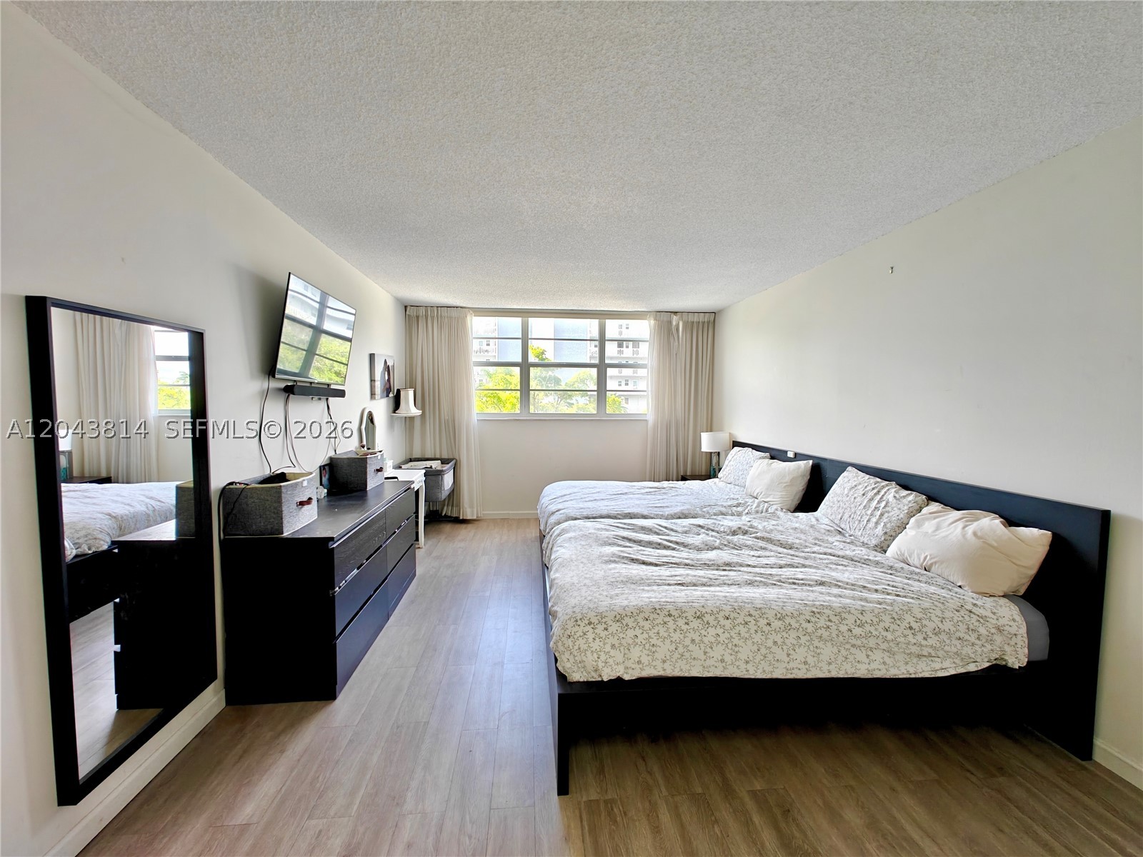 MEADOWBROOK CONDO APTS BL - Residential