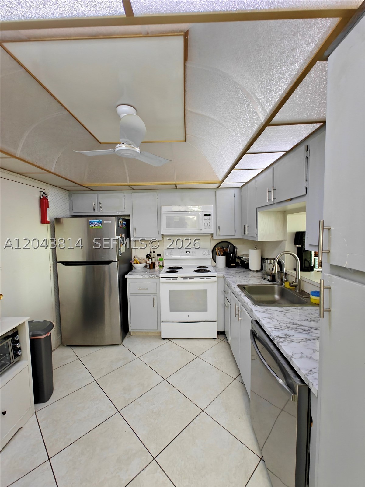 MEADOWBROOK CONDO APTS BL - Residential