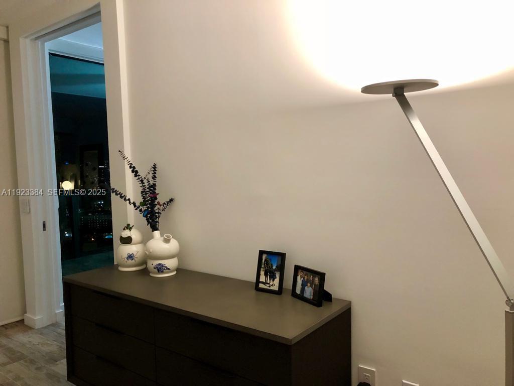 PARAISO BAY CONDO - Residential