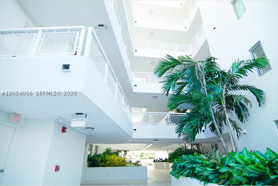 THE PALMS CONDO - Residential Lease