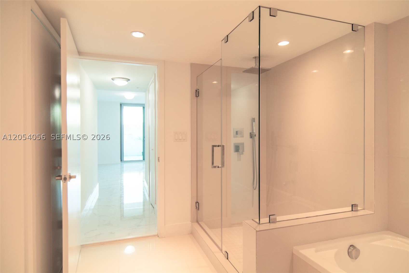 THE PALMS CONDO - Residential Lease