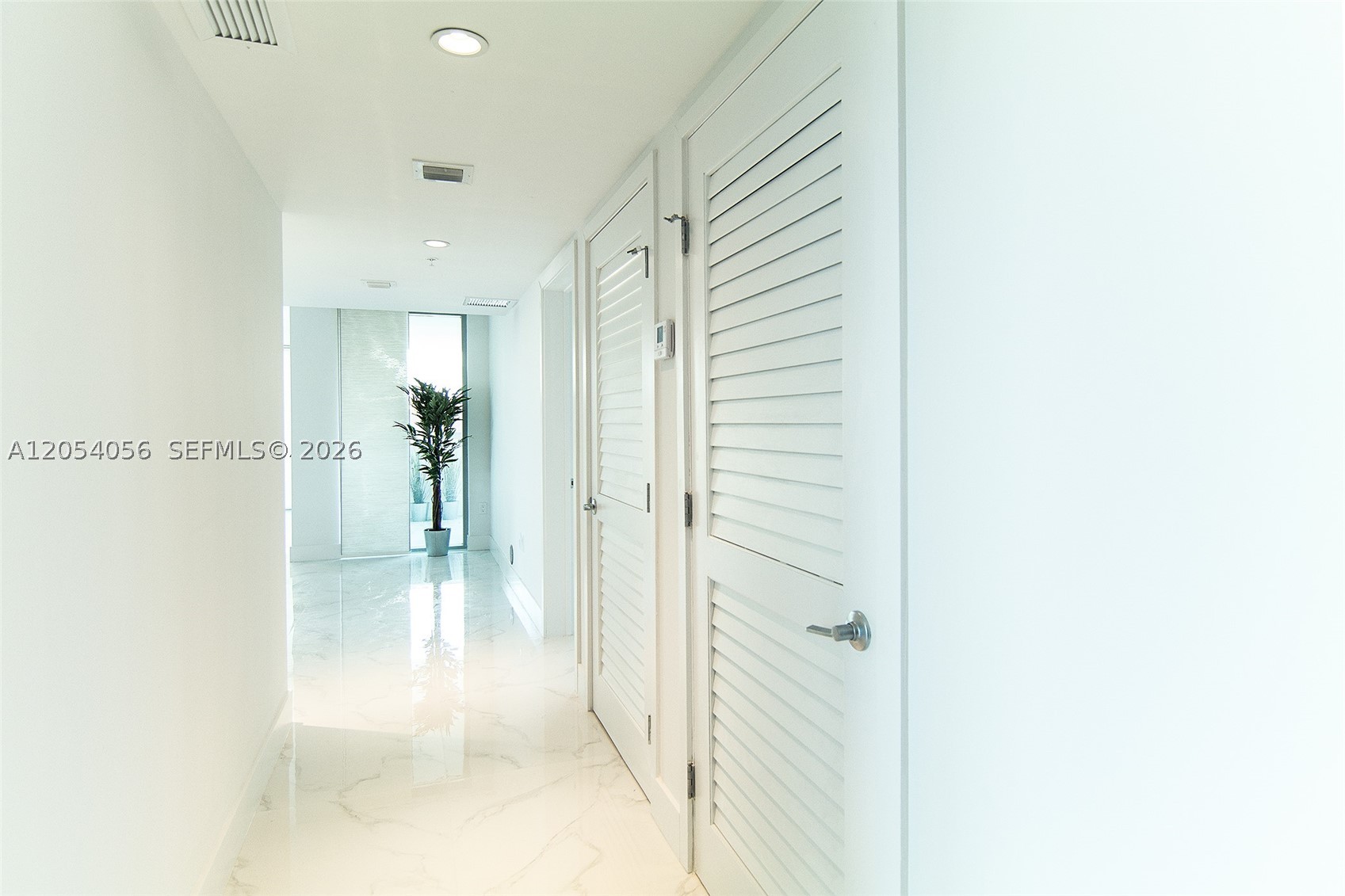 THE PALMS CONDO - Residential Lease