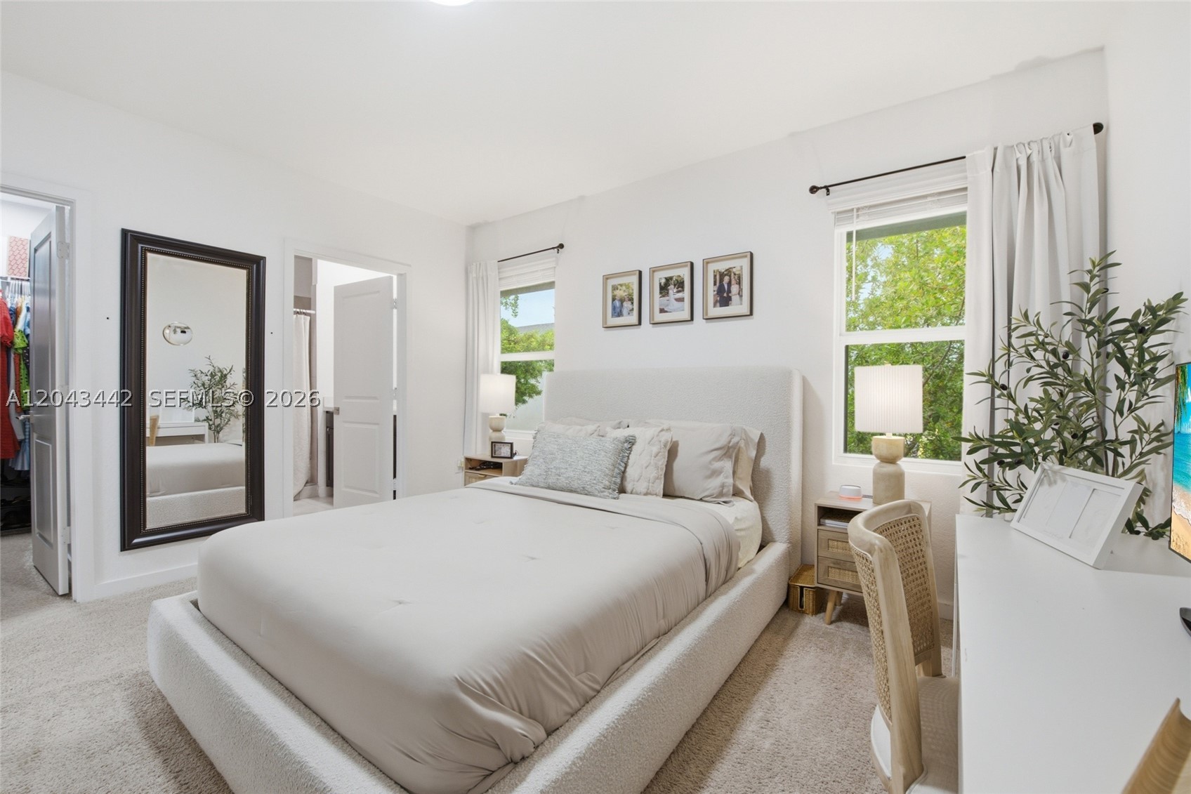 HAMILTON PLACE - Residential Lease