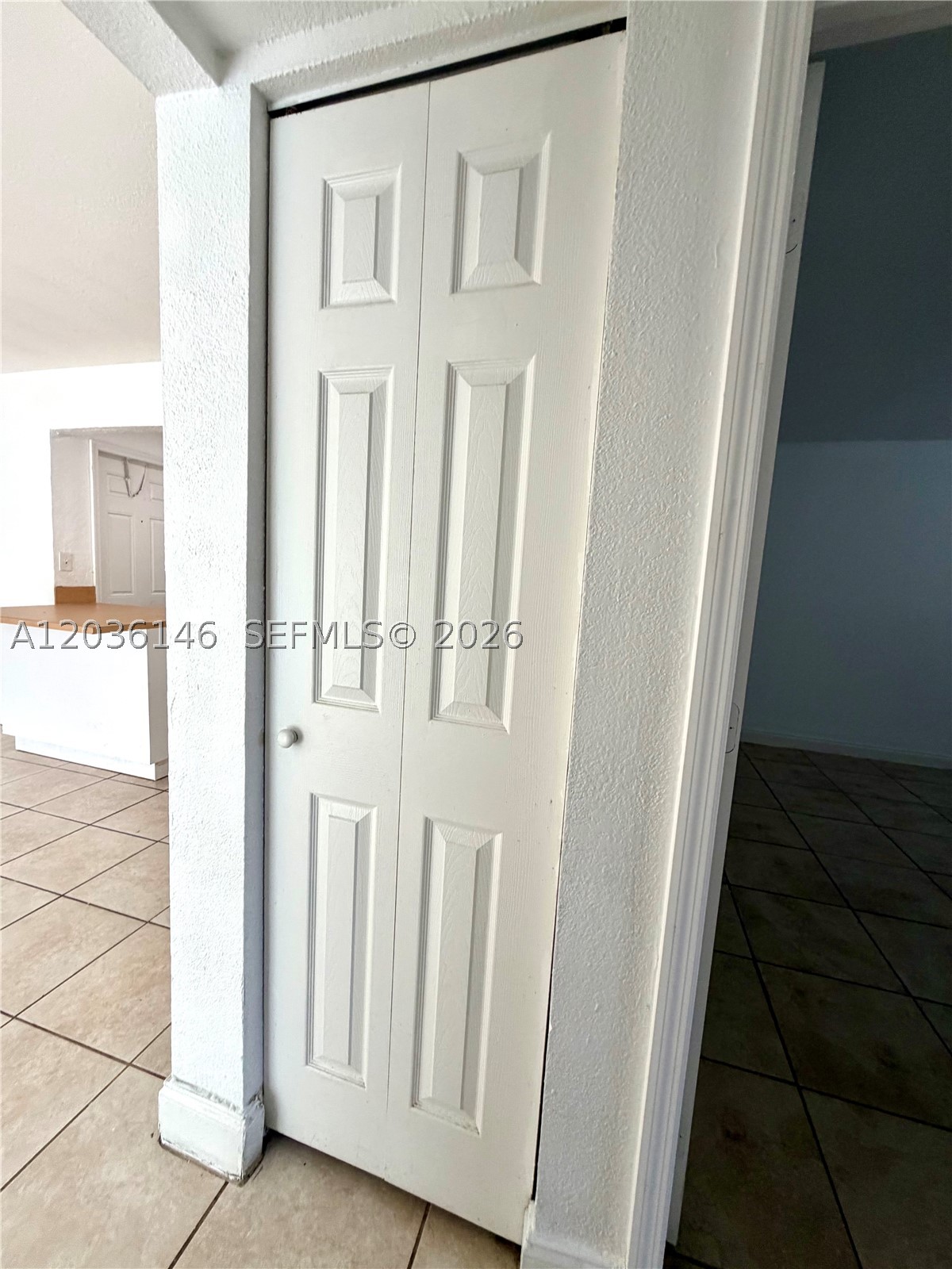 SUNDANCE AT PLANTATION CO - Residential Lease