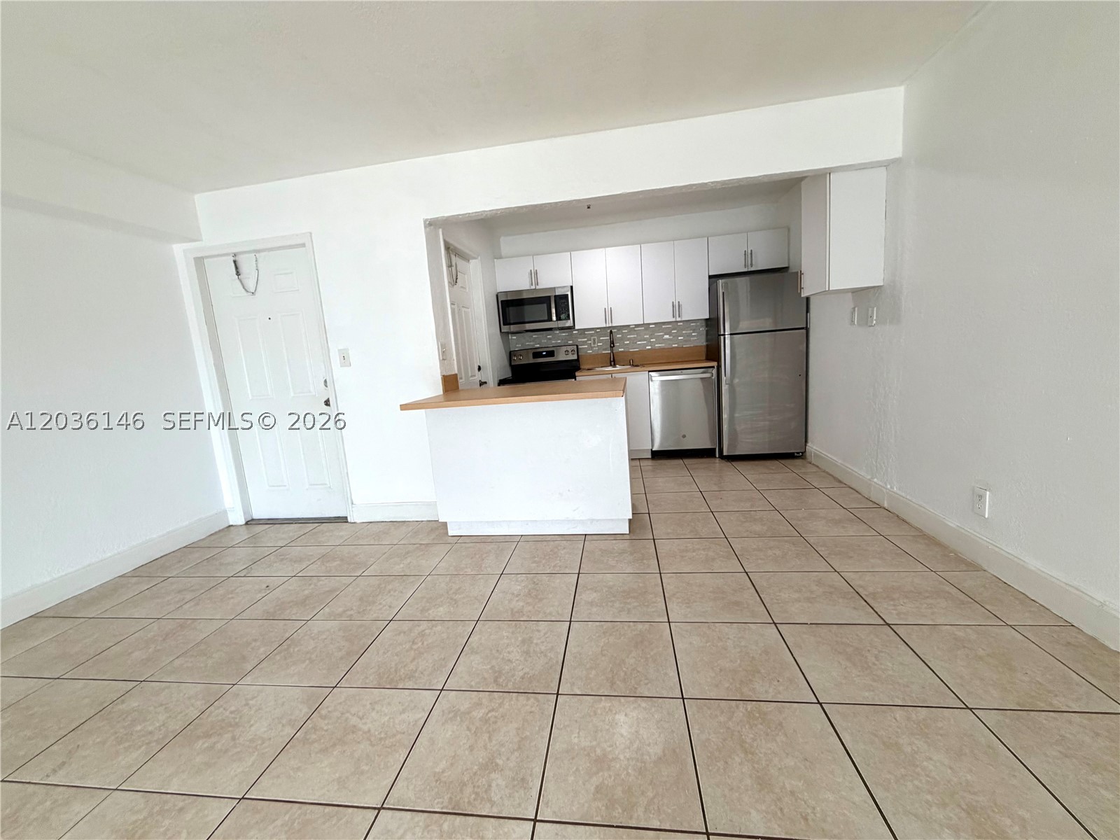SUNDANCE AT PLANTATION CO - Residential Lease
