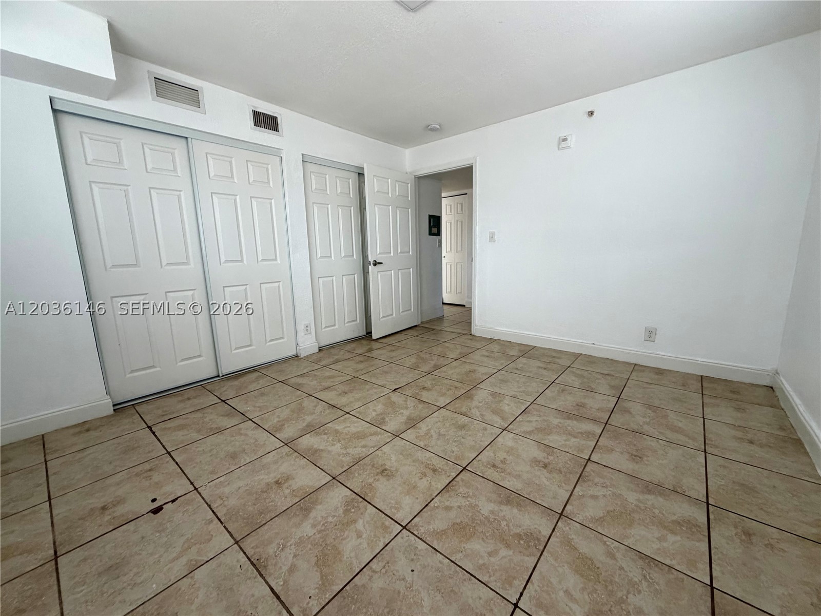 SUNDANCE AT PLANTATION CO - Residential Lease