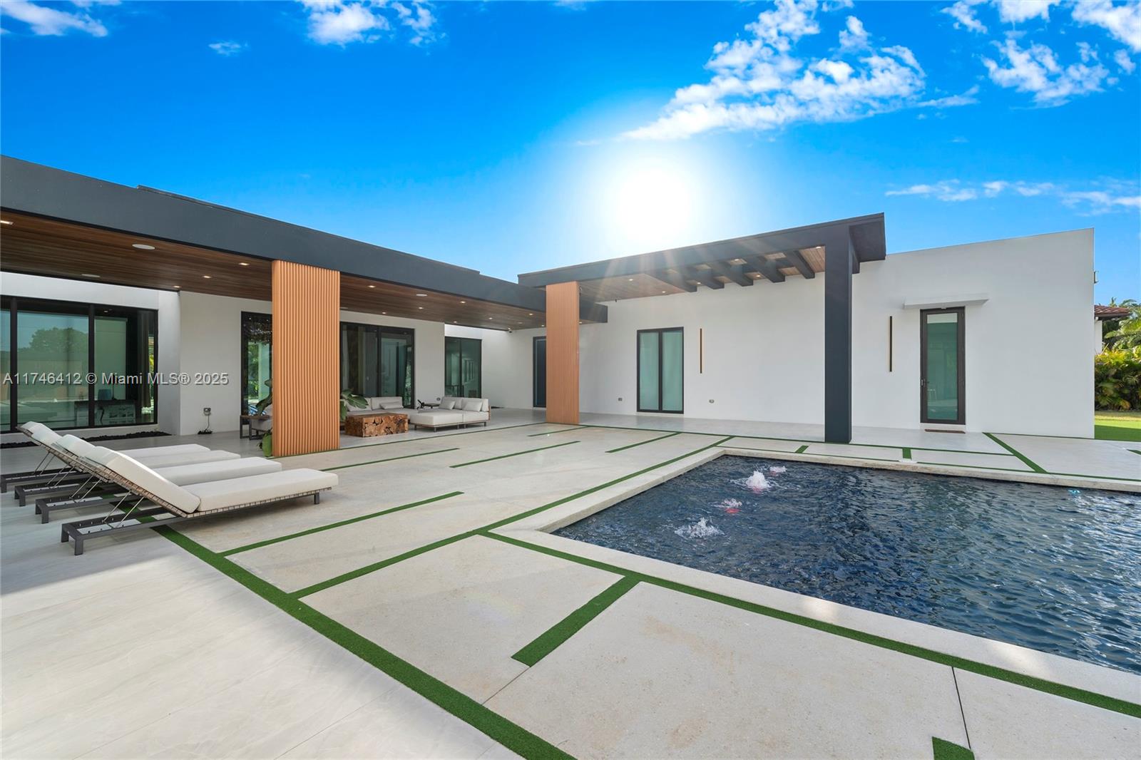 MILLER DRIVE ESTATES - Residential