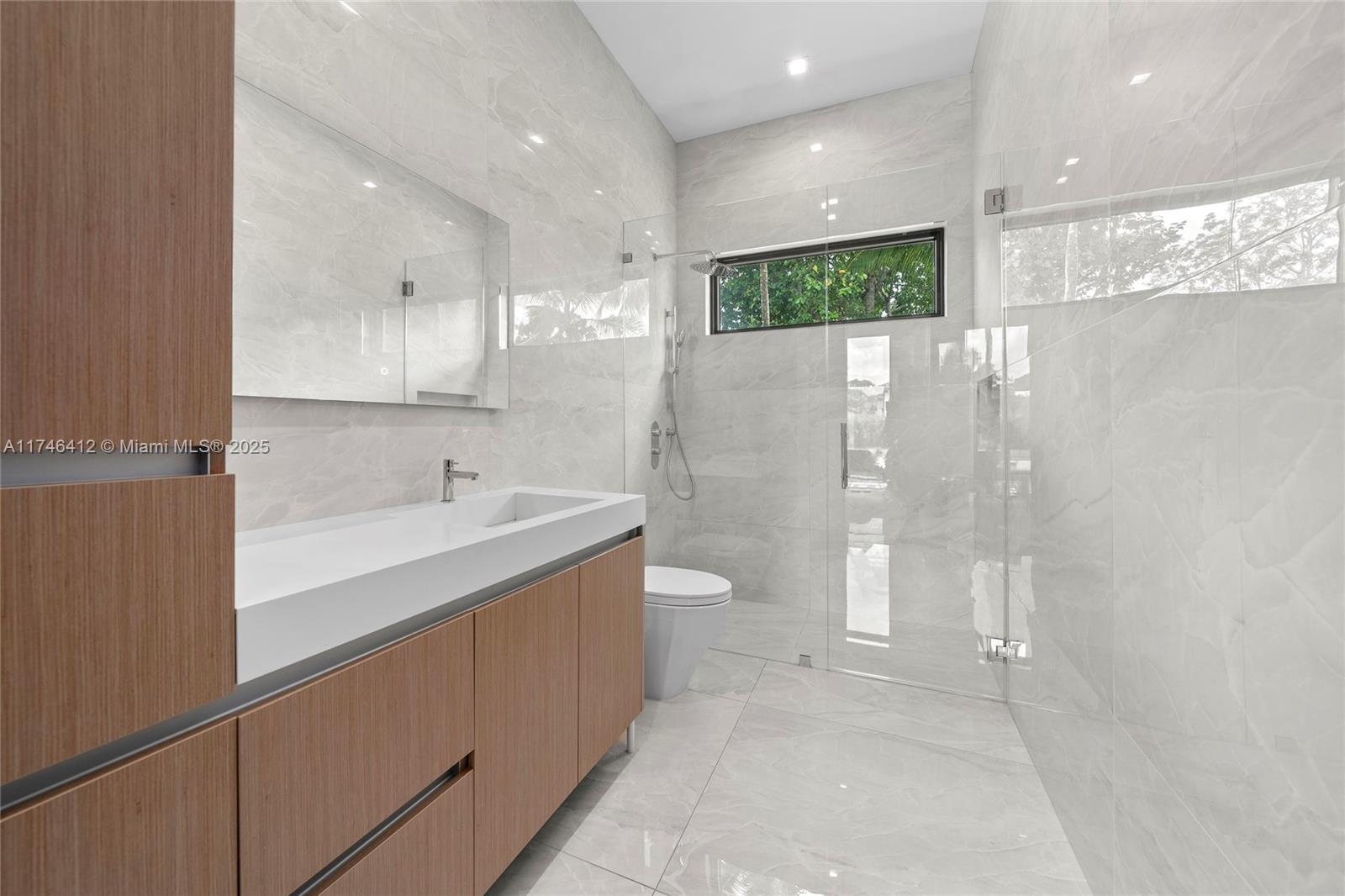 MILLER DRIVE ESTATES - Residential