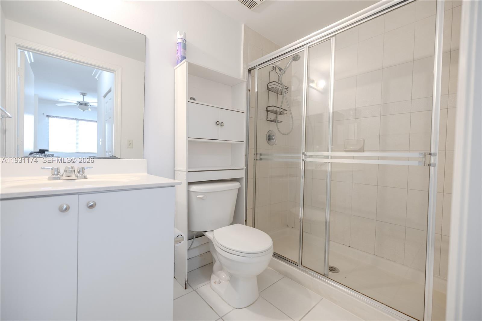 PARADISE POINTE CONDO - Residential Lease