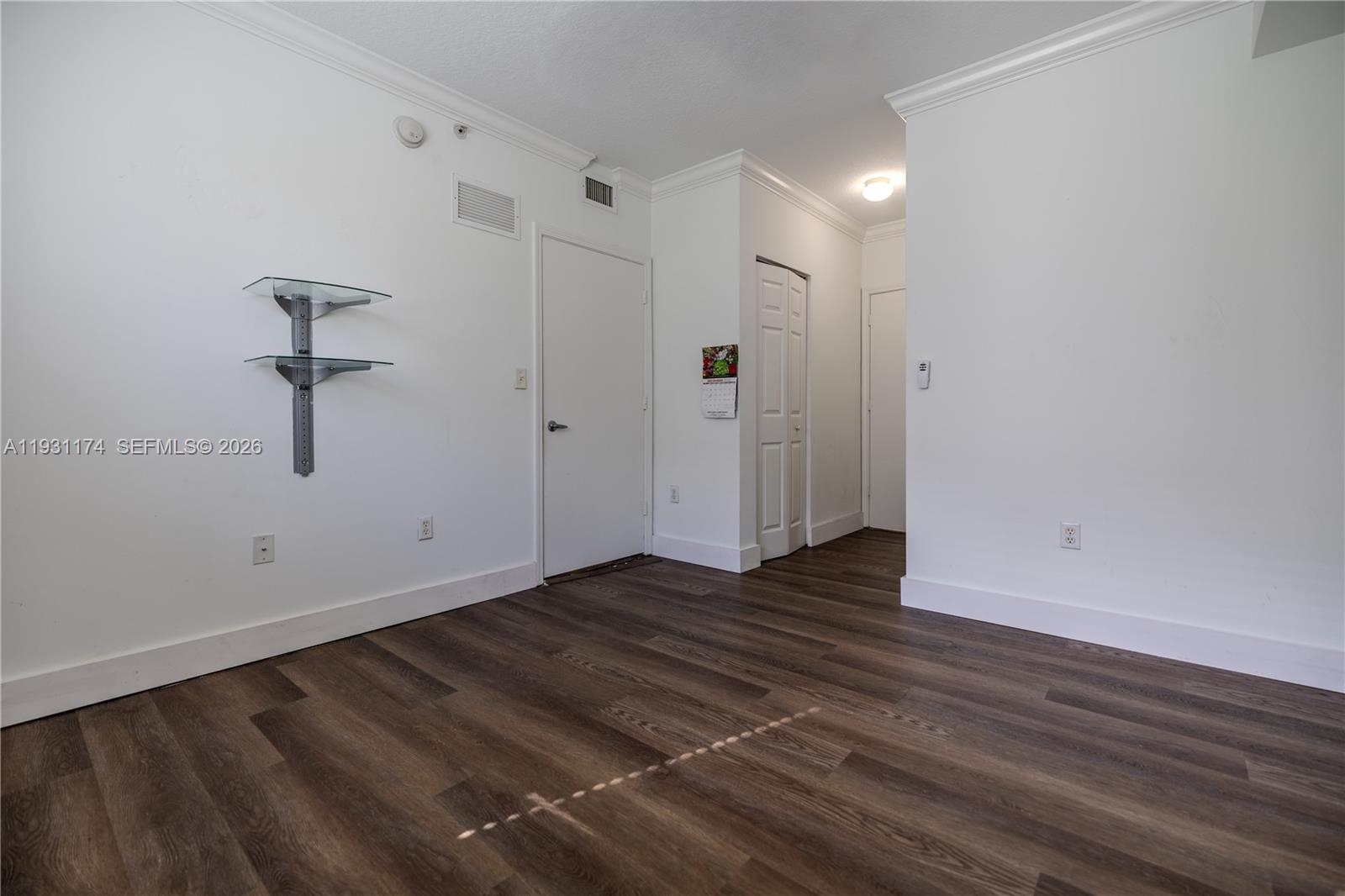 PARADISE POINTE CONDO - Residential Lease