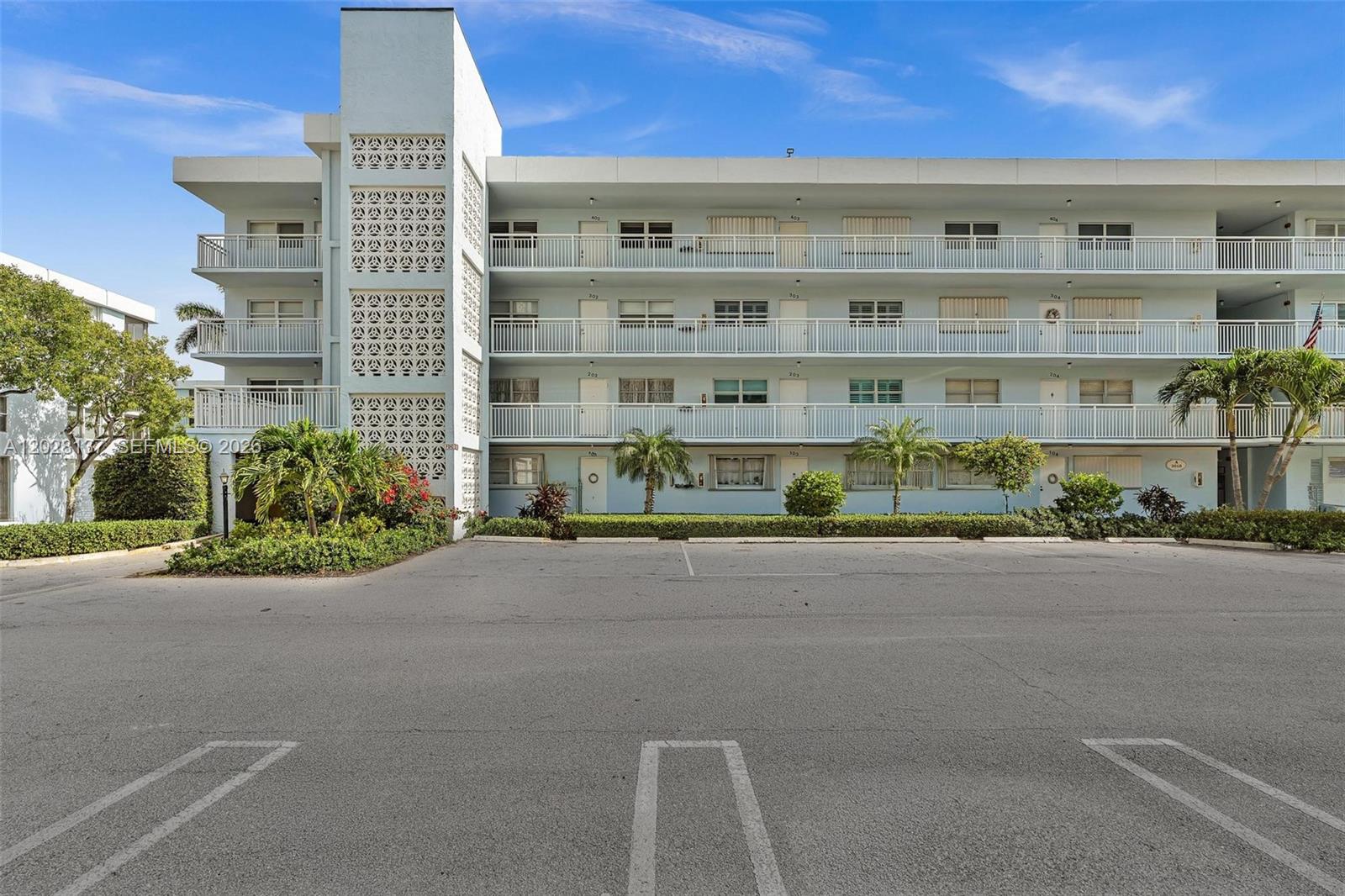 SEAGATE OF GULFSTREAM CON - Residential