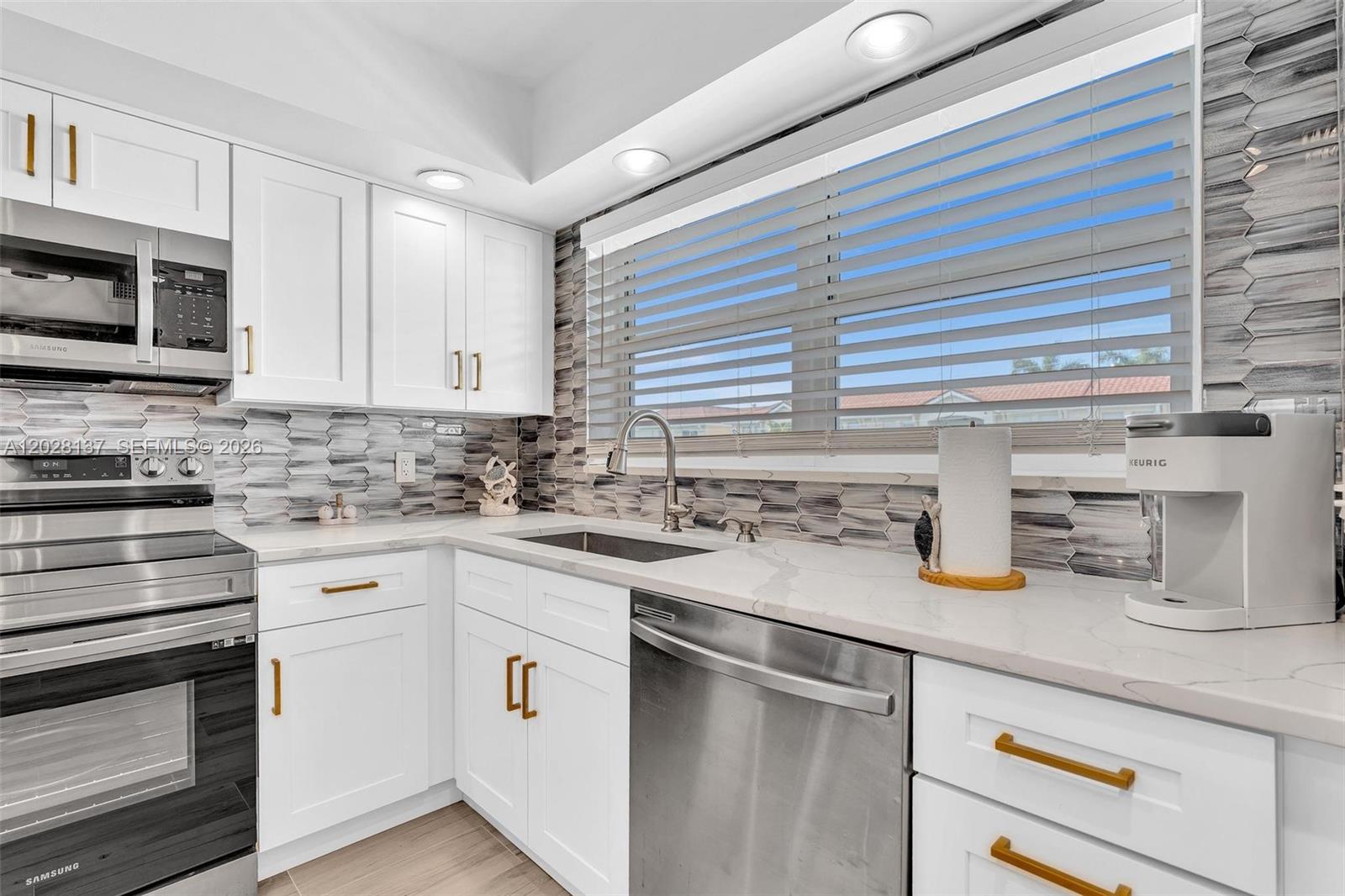 SEAGATE OF GULFSTREAM CON - Residential