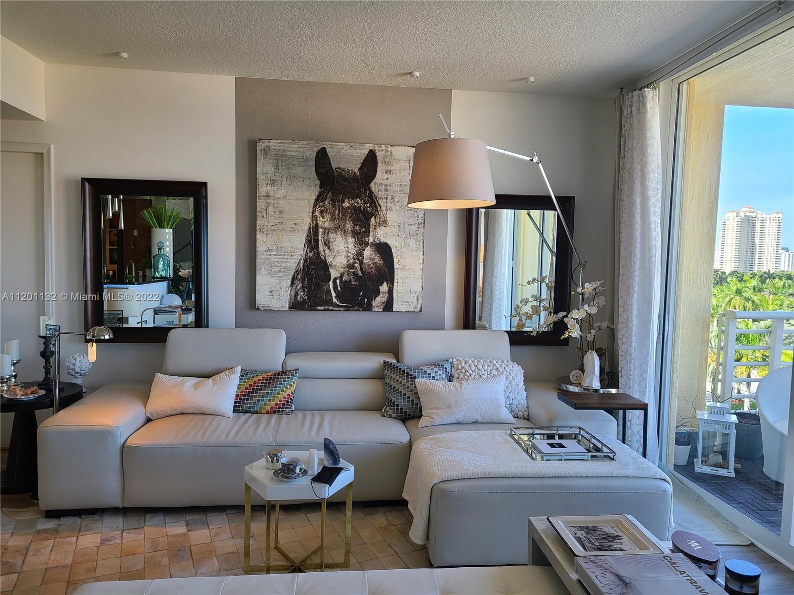 VENTURE AT AVENTURA EAST - Residential Lease