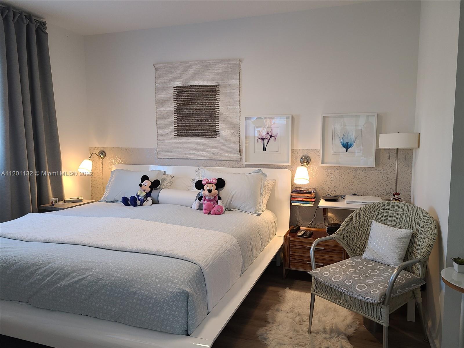 VENTURE AT AVENTURA EAST - Residential Lease