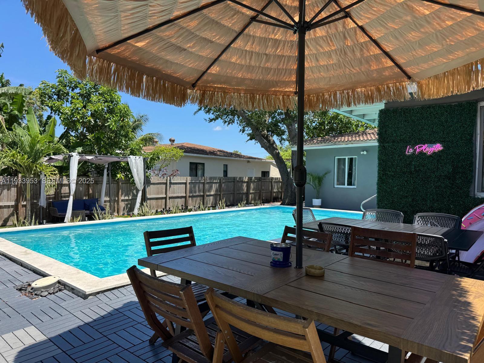 LA PALOMA - Residential