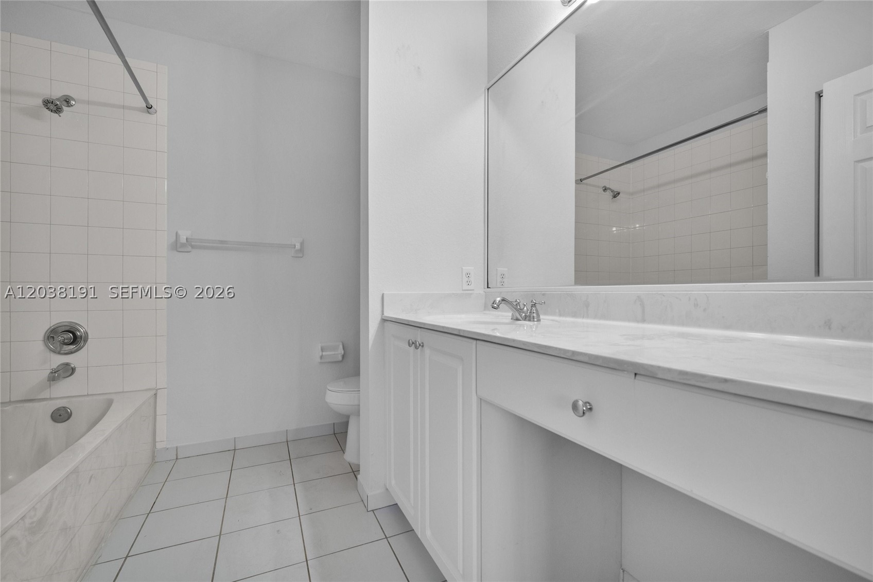 SOLABELLA CONDO - Residential Lease