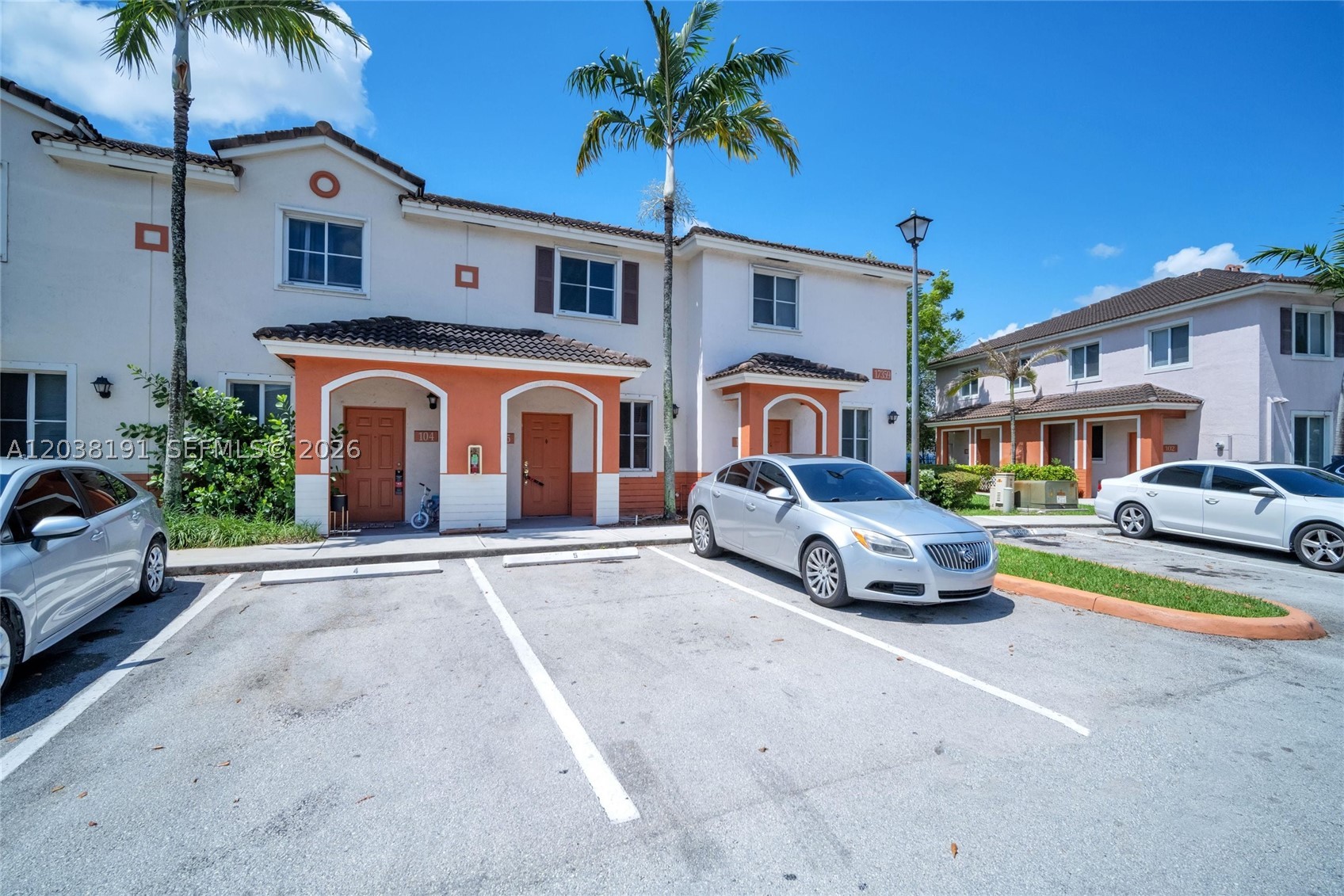 SOLABELLA CONDO - Residential Lease
