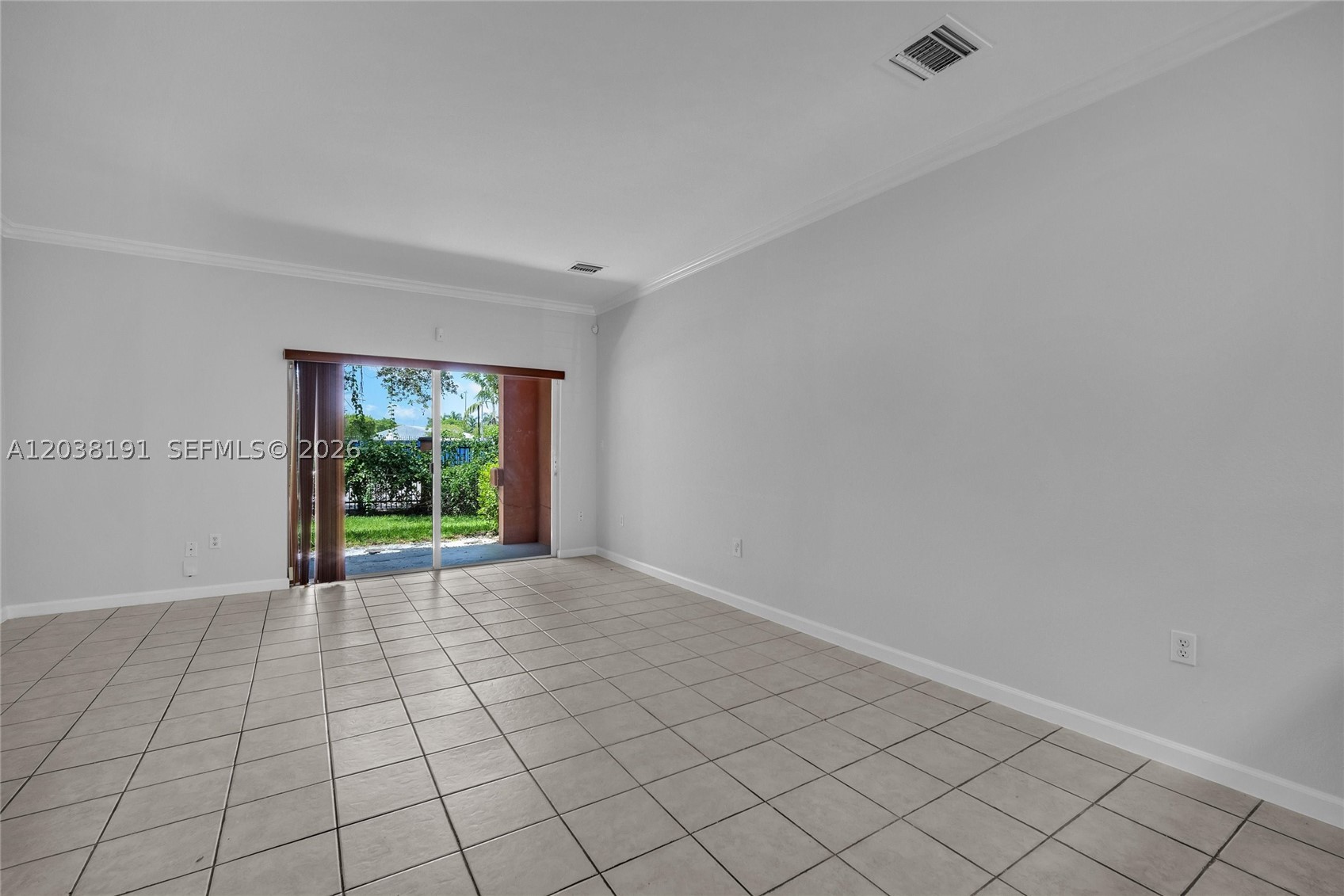SOLABELLA CONDO - Residential Lease