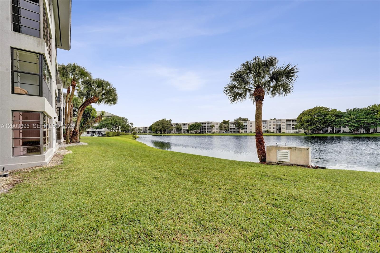CONDO 15 OF WHITEHALL CON - Residential