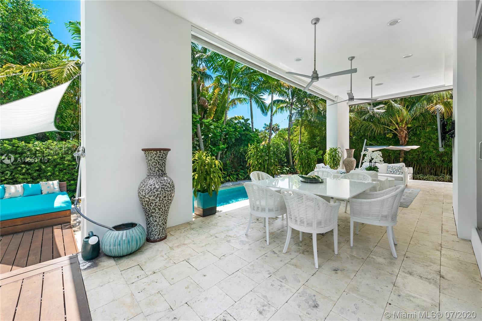 HIBISCUS ISLAND - Residential