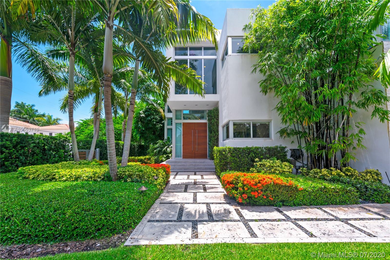 HIBISCUS ISLAND - Residential