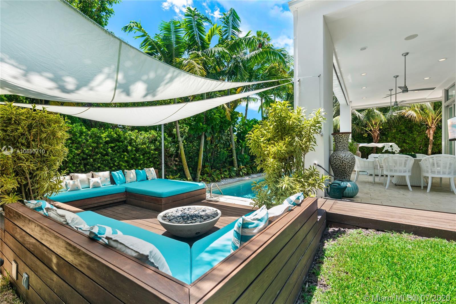 HIBISCUS ISLAND - Residential