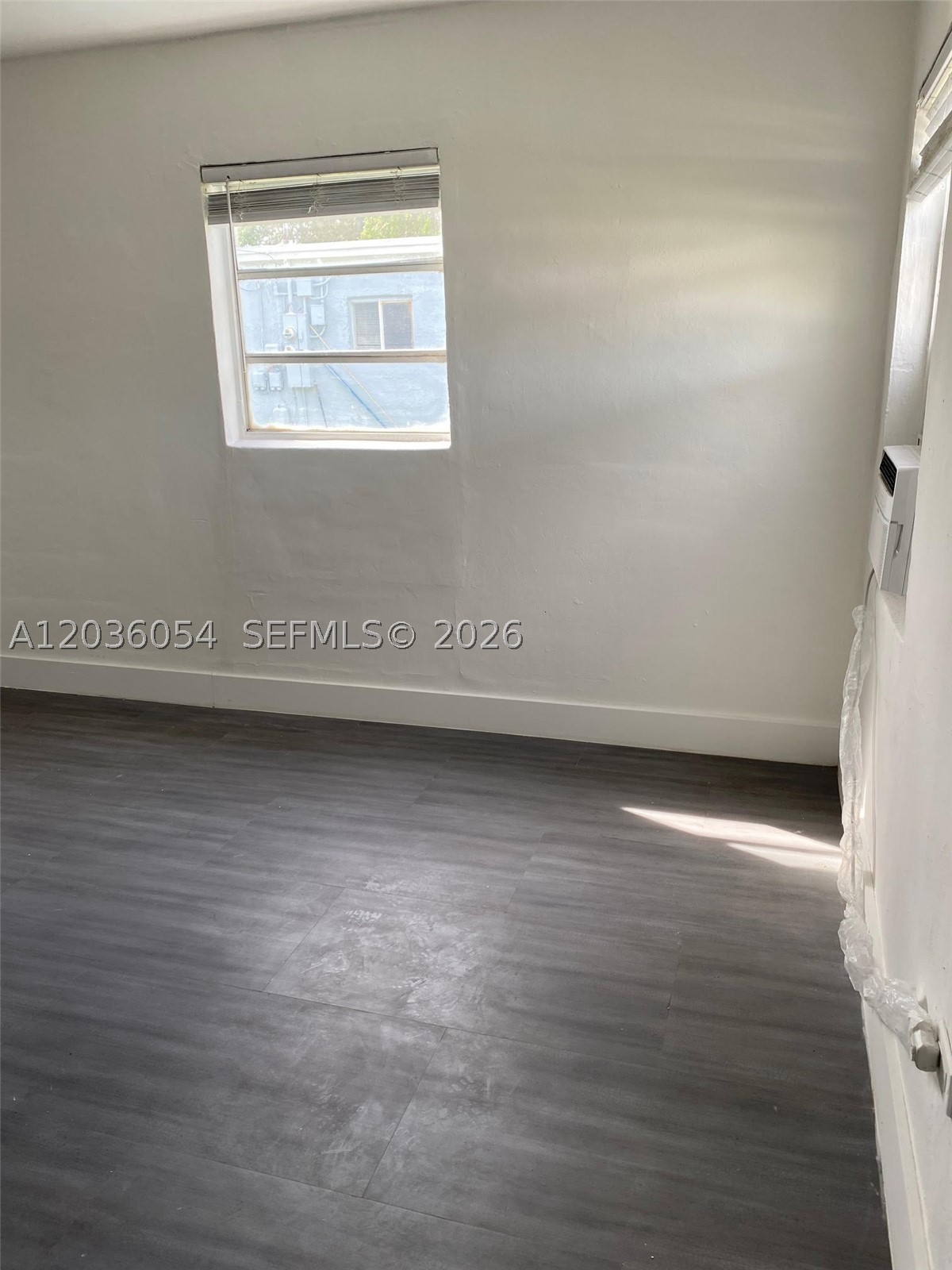 WEST PERRINE ADDN - Residential Lease