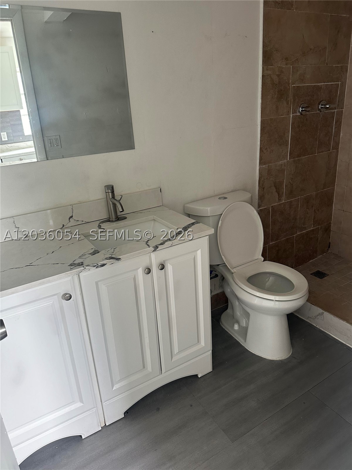 WEST PERRINE ADDN - Residential Lease