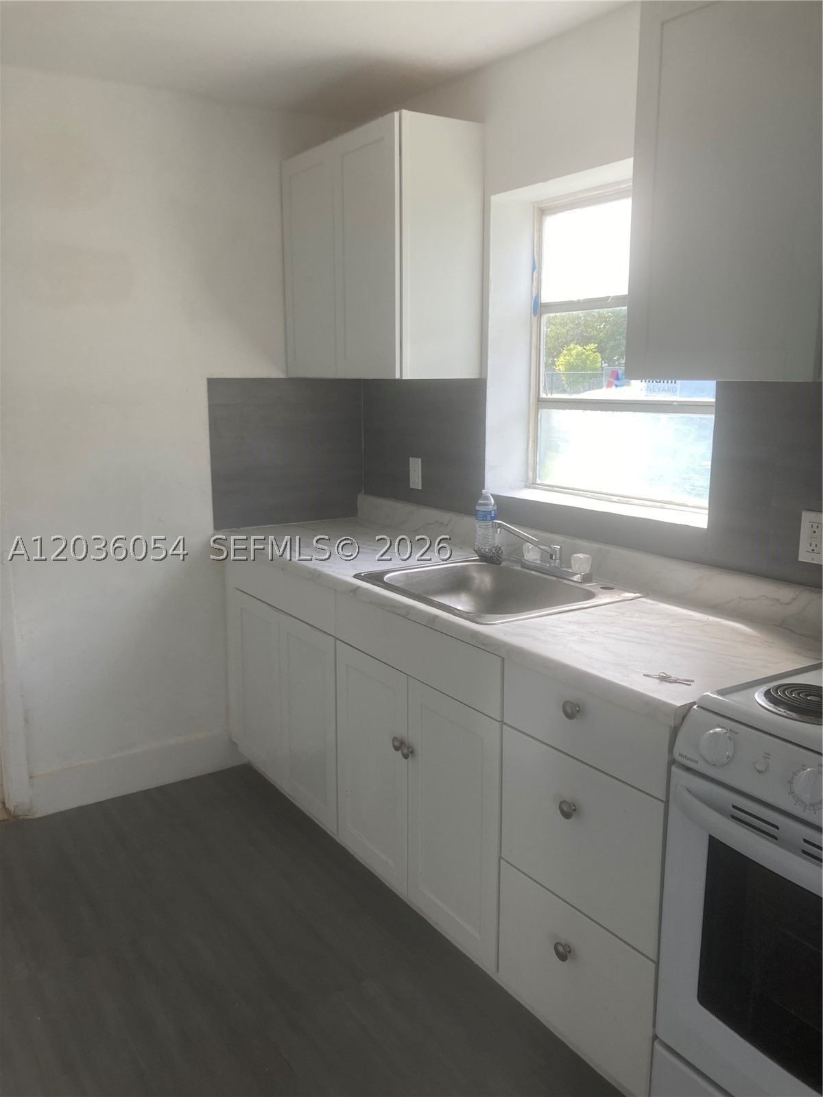 WEST PERRINE ADDN - Residential Lease