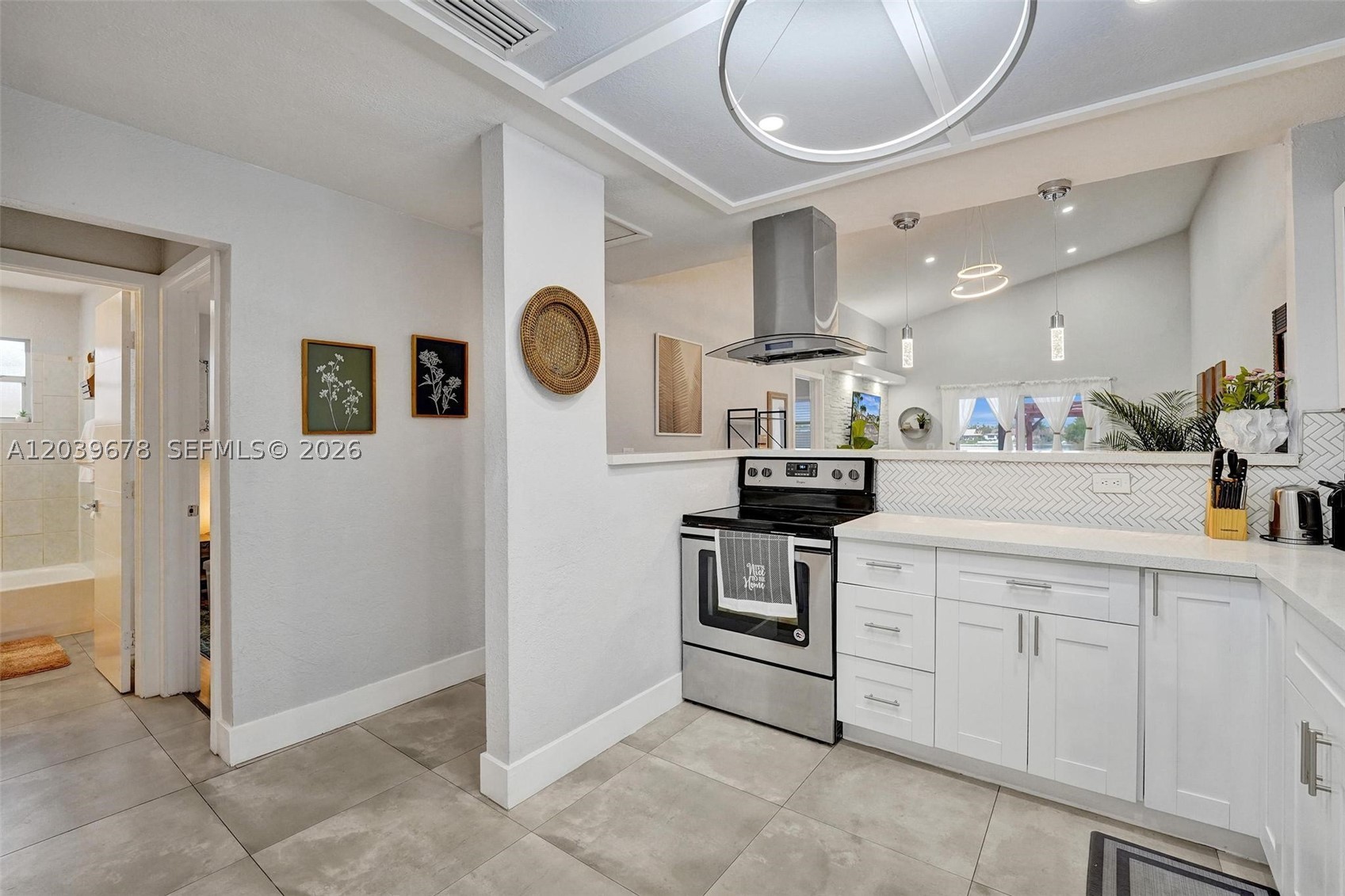 LA BEAU ACRES FIRST UNIT - Residential