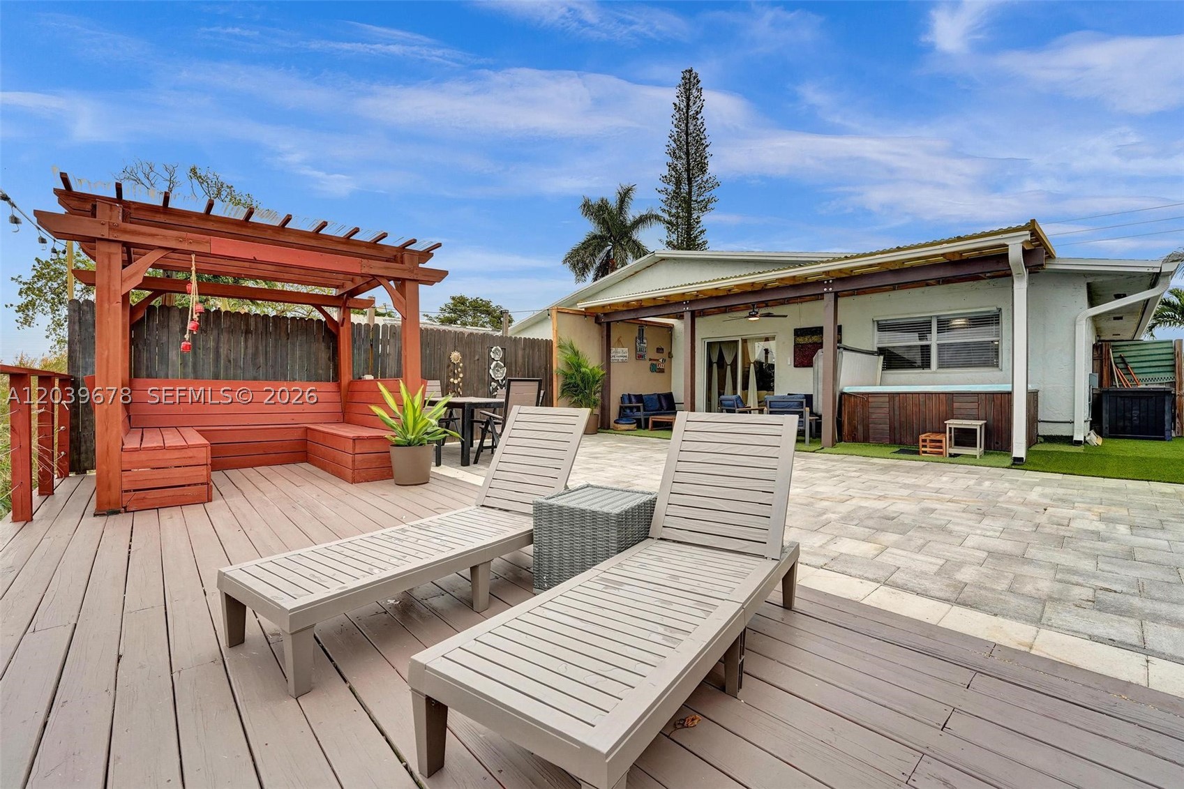 LA BEAU ACRES FIRST UNIT - Residential
