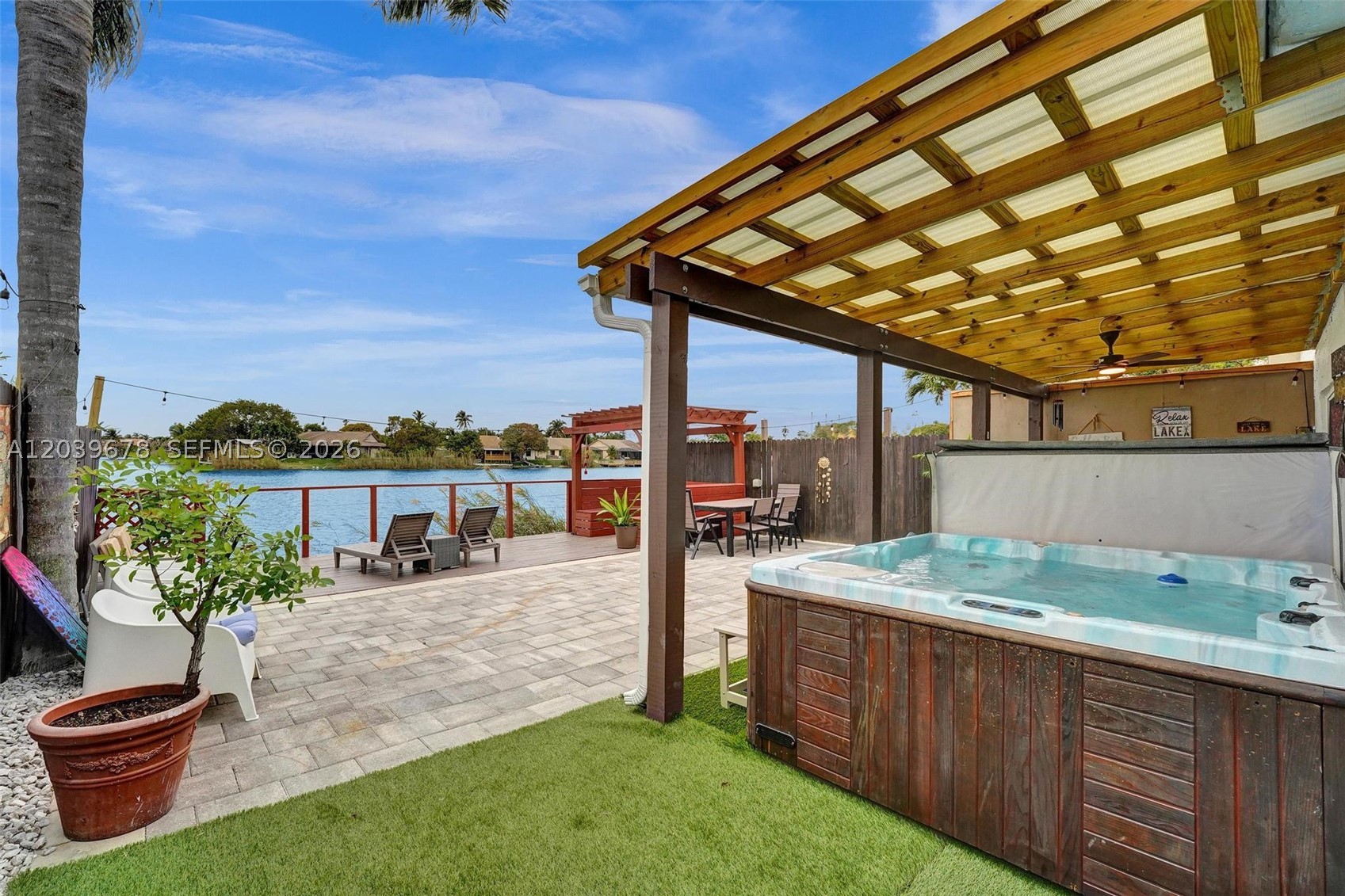 LA BEAU ACRES FIRST UNIT - Residential