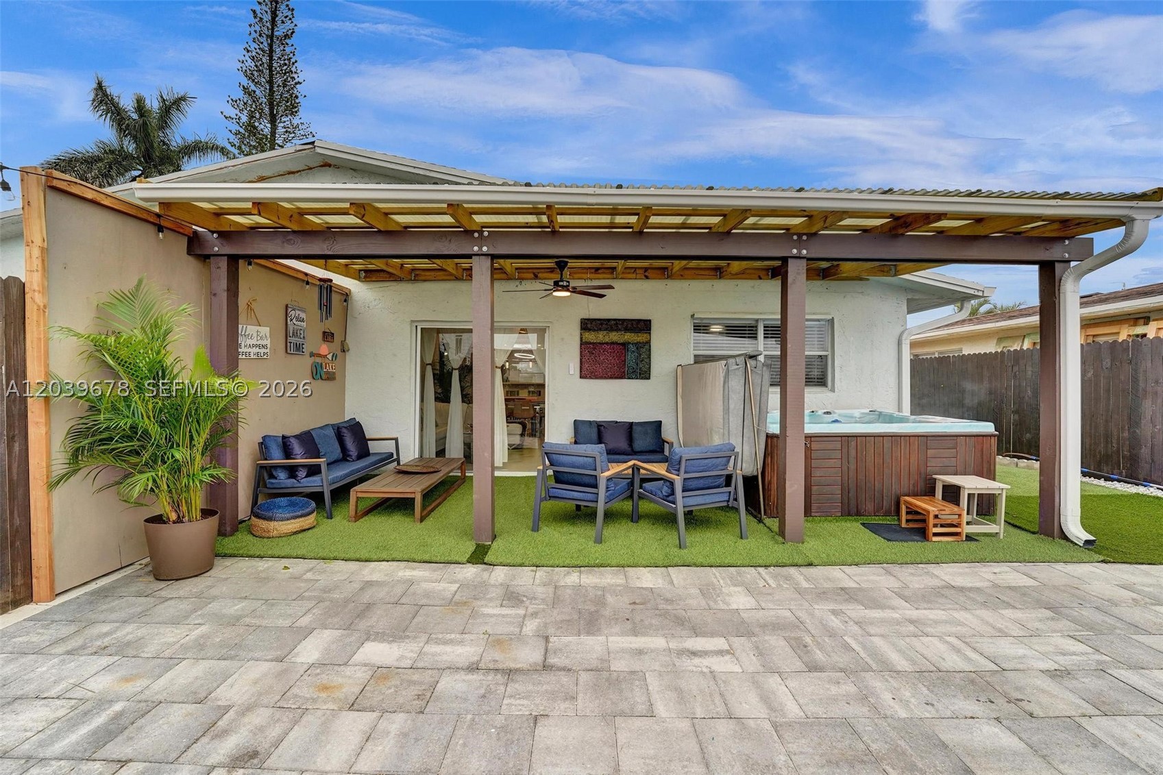 LA BEAU ACRES FIRST UNIT - Residential