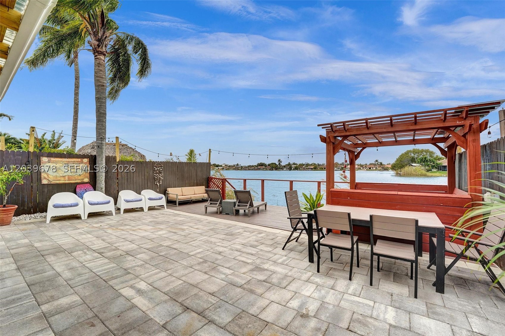 LA BEAU ACRES FIRST UNIT - Residential