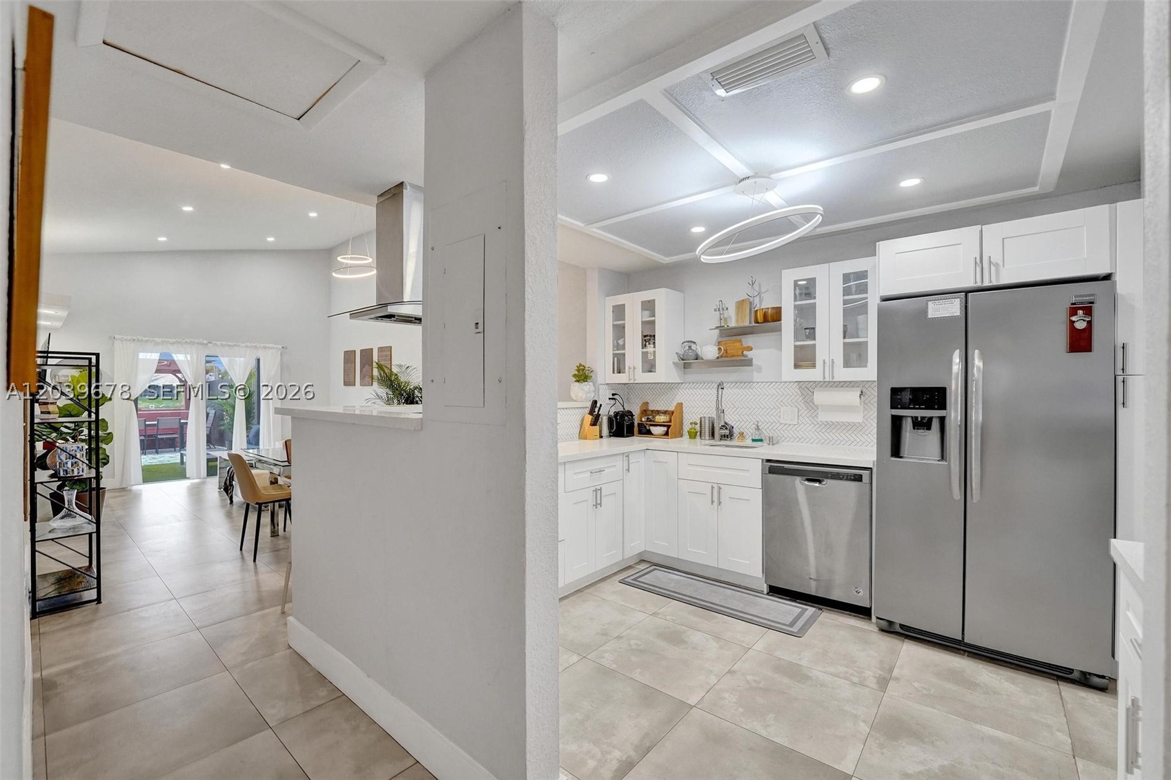 LA BEAU ACRES FIRST UNIT - Residential