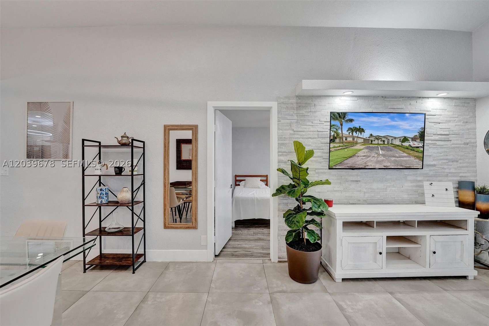 LA BEAU ACRES FIRST UNIT - Residential