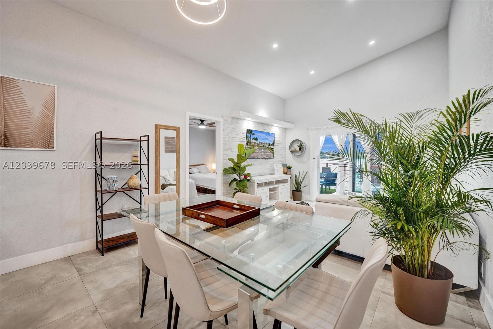 LA BEAU ACRES FIRST UNIT - Residential