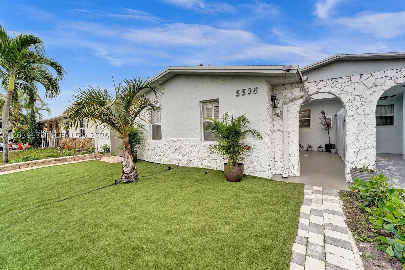 LA BEAU ACRES FIRST UNIT - Residential