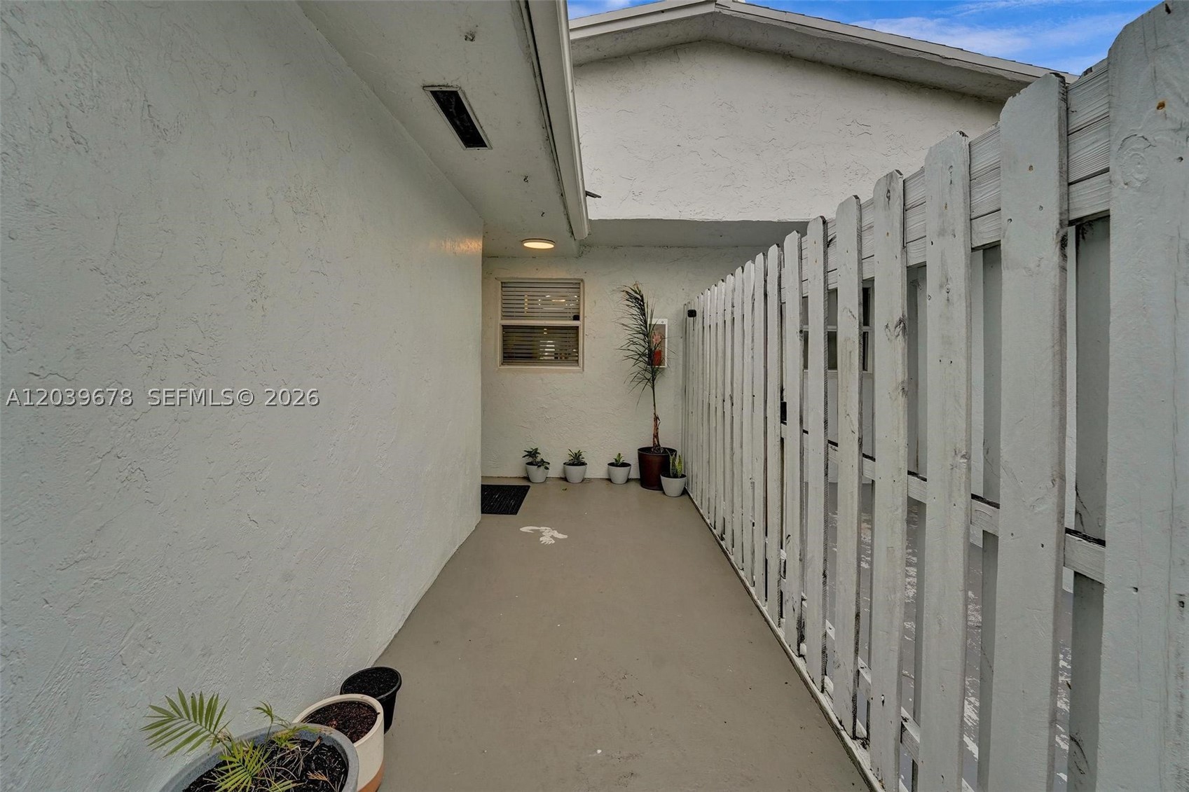 LA BEAU ACRES FIRST UNIT - Residential